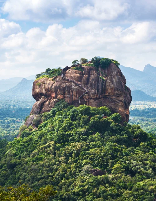 Udsigt til løveklippen Sigiriya i Sri Lanka